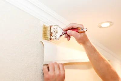Pose de papier peint à Arnouville — revêtements muraux et toiles de verre